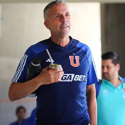 Gustavo Álvarez ,instagram @udechileoficial