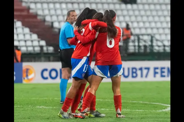 La Roja Femenina ,instagram @laroja