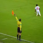 fútbol, árbitro, fuera de juego ,Pixabay