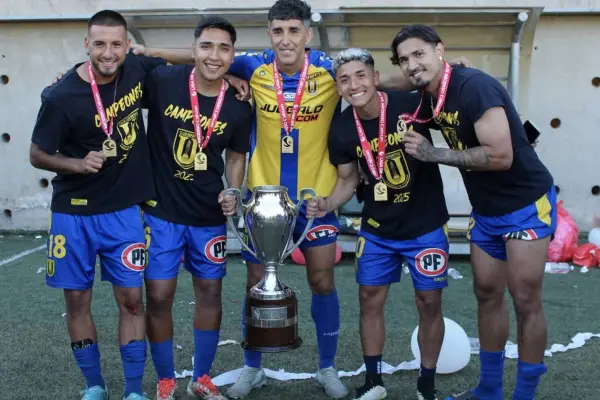 U. de Conce a Primera ,instagram @futboludec