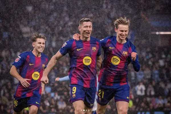 Robert Lewandowski ,instagram @_rl9