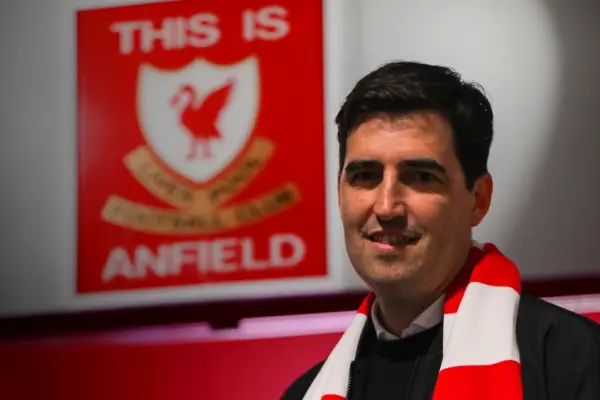 Andoni Iraola ,Internet